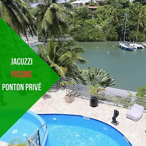 Evasion, Piscine Jacuzzi Et Ponton Prive Villa